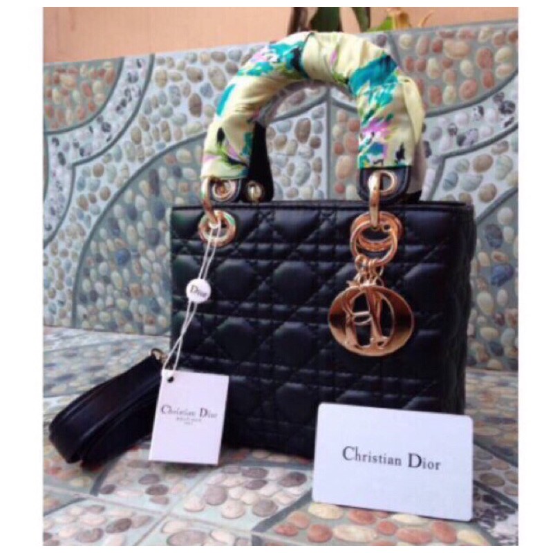 Tas Batam Lady Dior Super Mini 19cm x 16cm