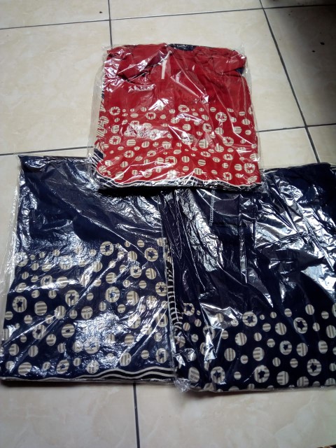 Atasan Batik Wanita Blouse Kartini Koin Lapis Merah Hitam Navy Top Batik Solo