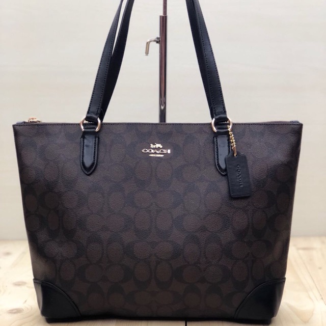 zip top tote in signature canvas