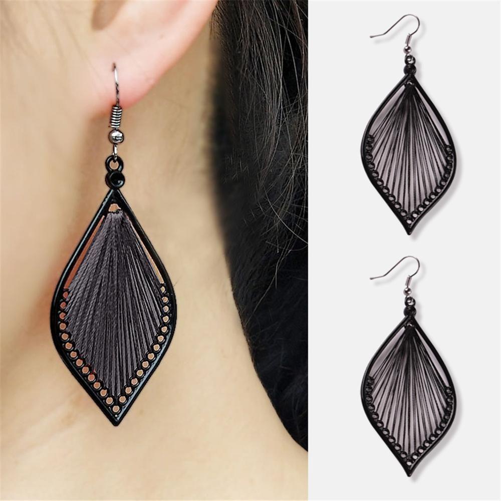 Lily 1pasang Anting Daun Mode Hitam Bohemia Ear Stud Eardrop Vintage Stud Earrings