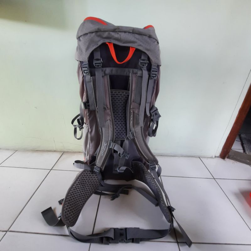 Carrier Vaude Asymmetric 52+8L