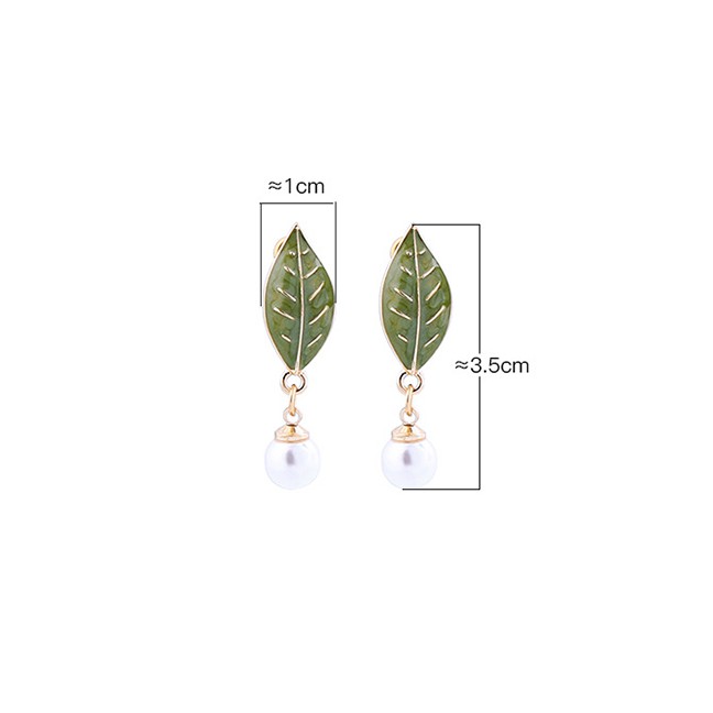 LRC Anting Tusuk Fashion Leaf Section Leaf Pearl Earrings D13958