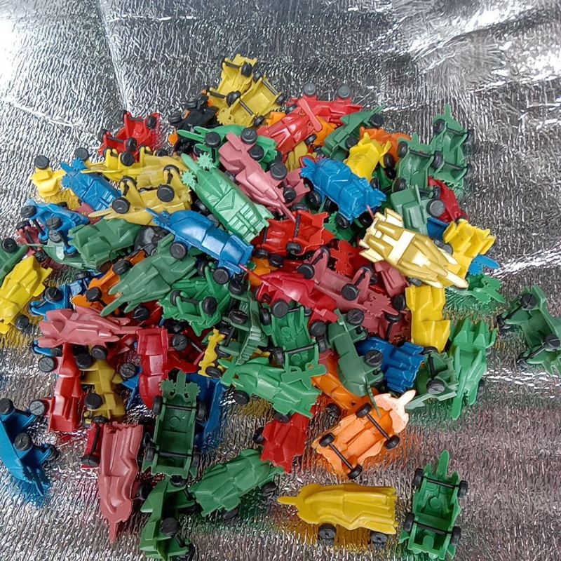 MAINAN MOBIL TANDUK PLASTIK WARNA WARNI 1 PAK 100 PCS