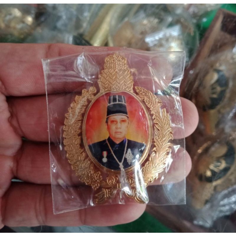 Pin bros baju beskap PB Keraton kuningan Asli