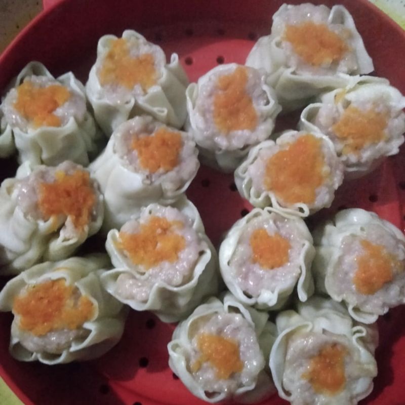 

Dimsum Premium "BMW" Frozen Isi 10 pcs ENAK HALAL