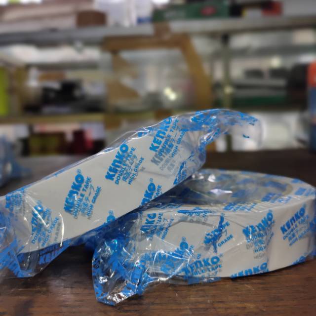 

DOUBLE TAPE UKURAN 24MM (1 Inch) MERK KENKO TAPE BOLAK BALIK