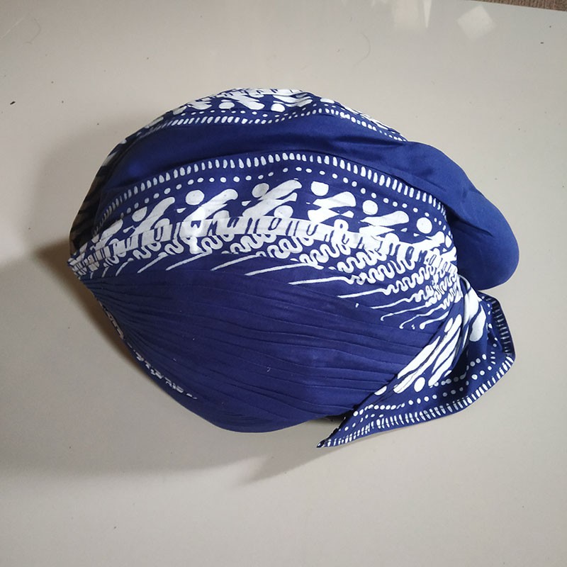 Blangkon Lipat Alusan Motif Modang Biru Kain Udeng Iket