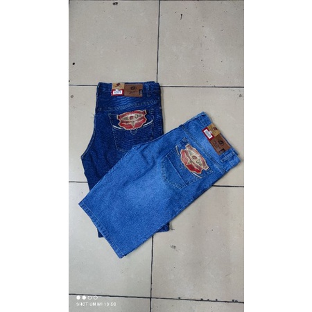 CELANA PENDEK JEANS PRIA / CELANA PENDEK JEANS STANDAR PRIA / CELANA PENDEK PRIA