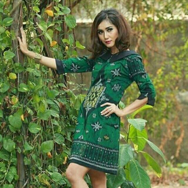 Dress CSM cantik tenun endek lobeng bali