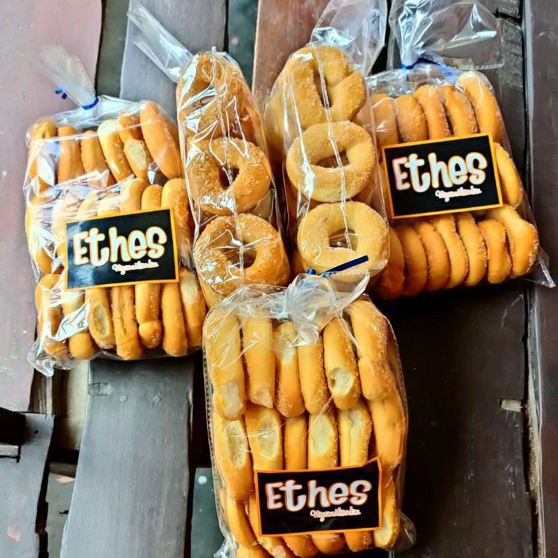 

CEMILAN DONAT KUE KERING (isi 18-20pc)