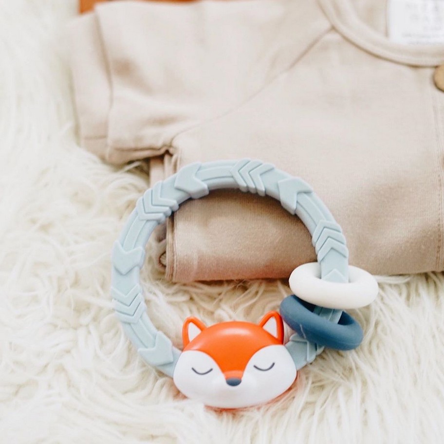 Itzy Ritzy Teether Rattle - Teething Toy Baby Kids Rattling Mainan Anak Bayi Gigitan Soothing Toys