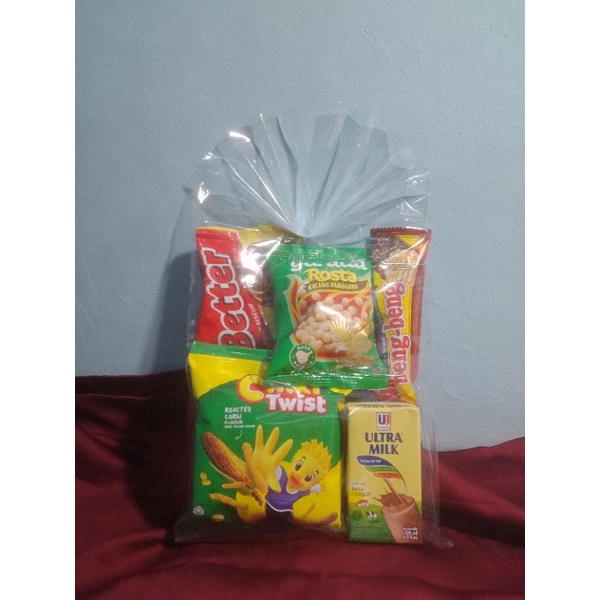 

PARCEL HAMPERS SNACK ULANG TAHUN MURAH KIPAS HARGA 9Ribuan