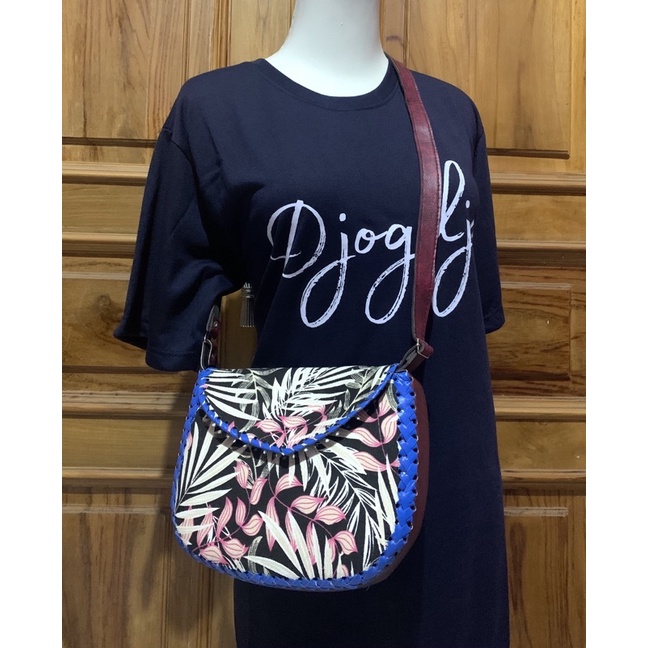 Sling Bag tutup kanvas