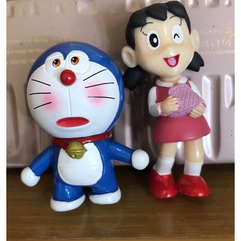 Mini Figure Doraemon dan Shizuka set