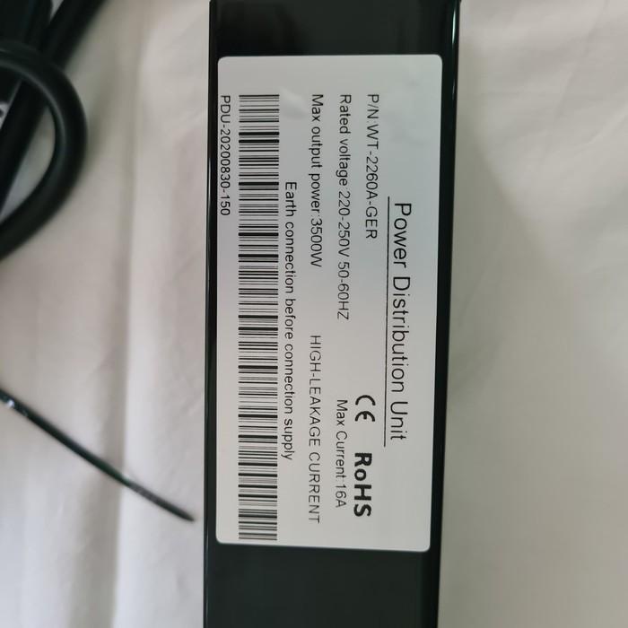 PDU 8 outlet 16A power distribution outlet