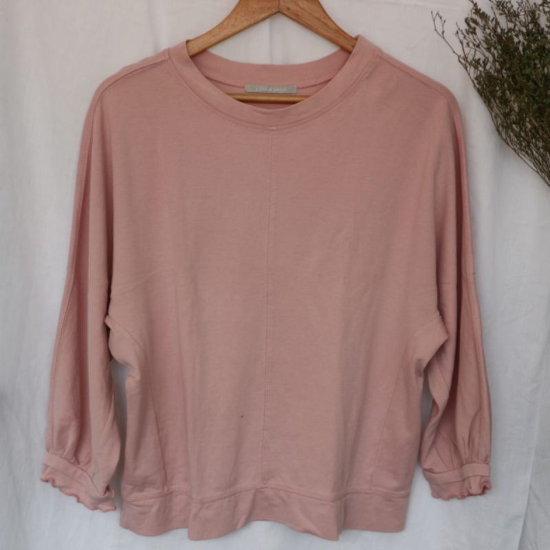 Love and Show soft pink thrift shirt