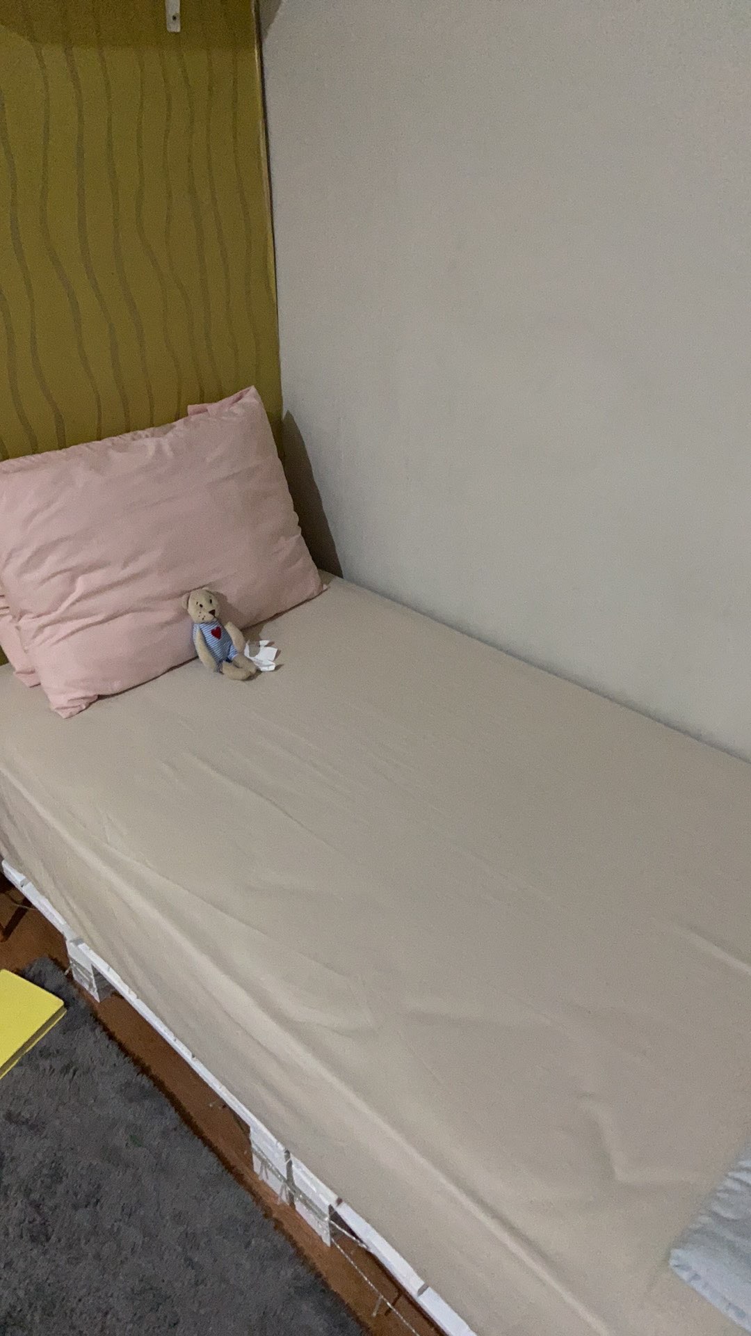 Seprai Berkaret 90x200 Cm, Perlengkapan Tidur Dv1425116