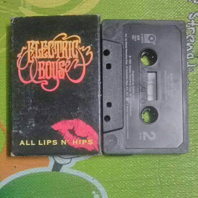 Kaset pita electric boys - all lips n hips (import usa)
