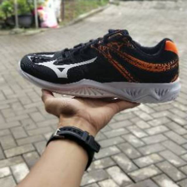 MIZUNO THUNDER BLADE LOW 2 BLACK WHITE ORANGE