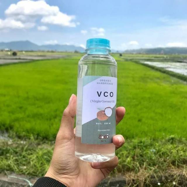 

VCO (Virgin Coconut Oil)