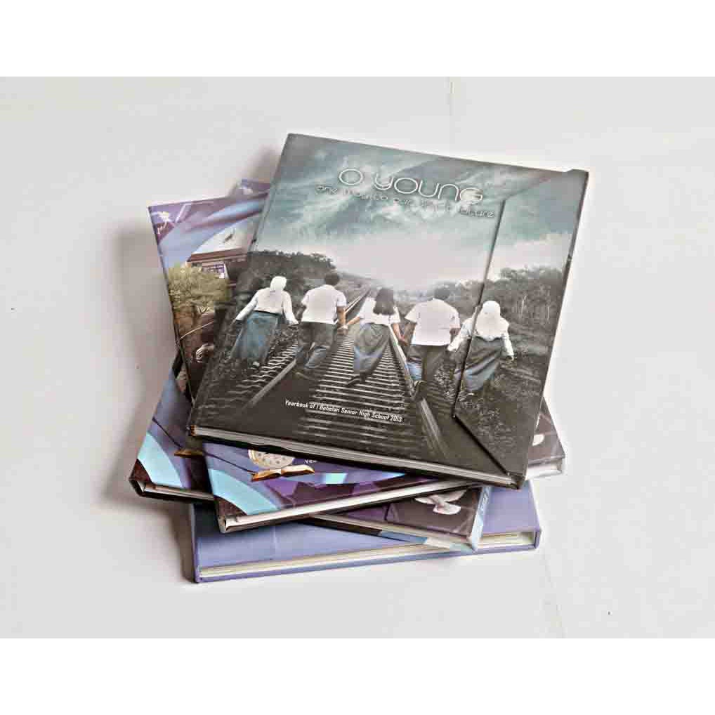 

Cetak Album Kenangan / Buku Tahunan 1 Sisi