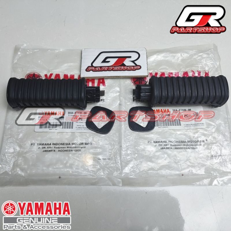 footstep belakang assy set kiri kanan f1zr rxking ori ygp fizr fiz f1z r rx king rx-king footrest bustep butstep bootstep karet step original yamaha