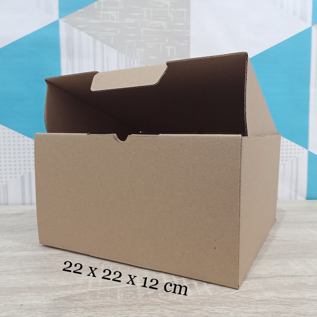 

Kardus 22 x 22 x 12 cm....Die Cut kotak aksesoris dll