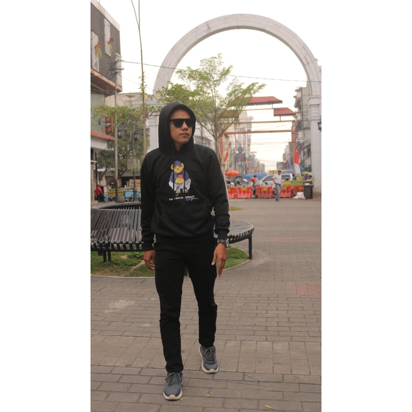 Hoodie Teddy D Black Arjukya