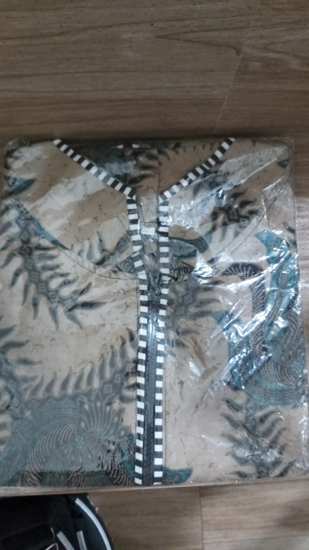 Atasan Batik Dolby Dolbi Dobby Doby Tenun Sutra Tulis Halus Katun Atbm Baron ,sarombit Atasan