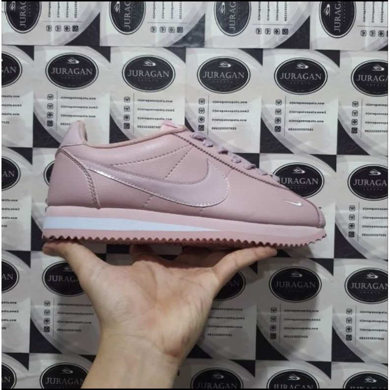 Nike Classic Cortez &quot;Plum Chalk&quot;