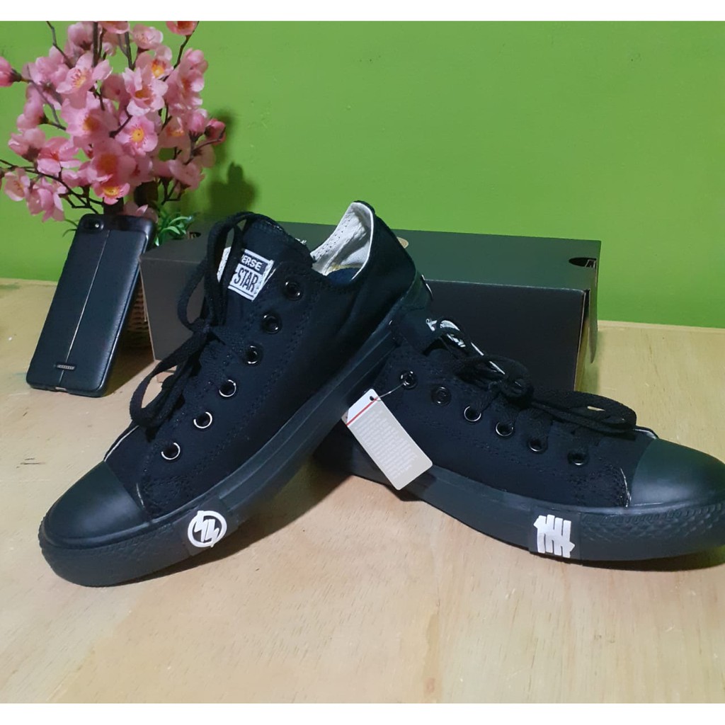 Sepatu Casual Convers Allstar Chuck Taylor Classic Premium Low End Pendek Sneakers Cowok Cewek PH