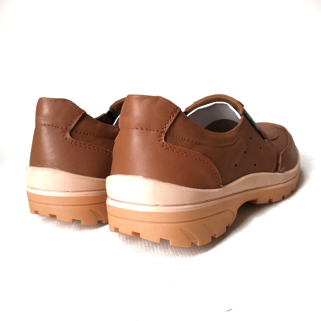 Kickers Sepatu Casual Pria Bahan Kulit Asli Elegan Kode F.77