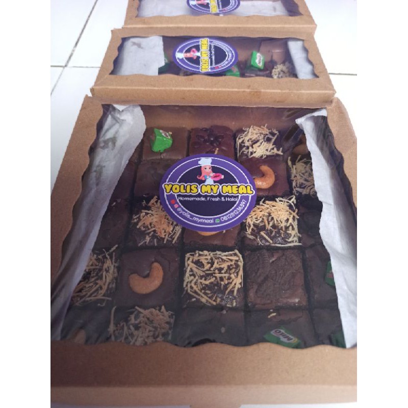 

YOLIS MY MEAL - FUDGE BROWNIES