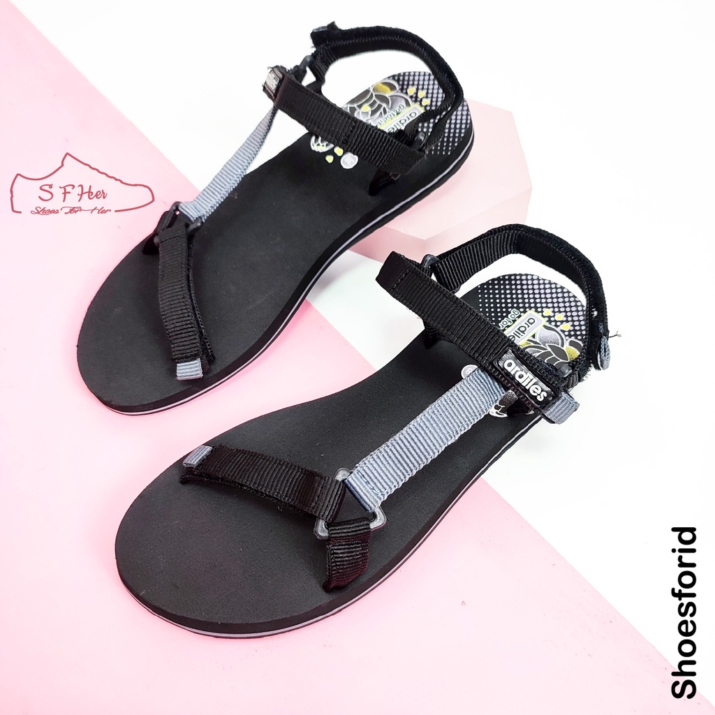 SFH SANDAL GUNUNG WANITA ARDILES CHATERINE