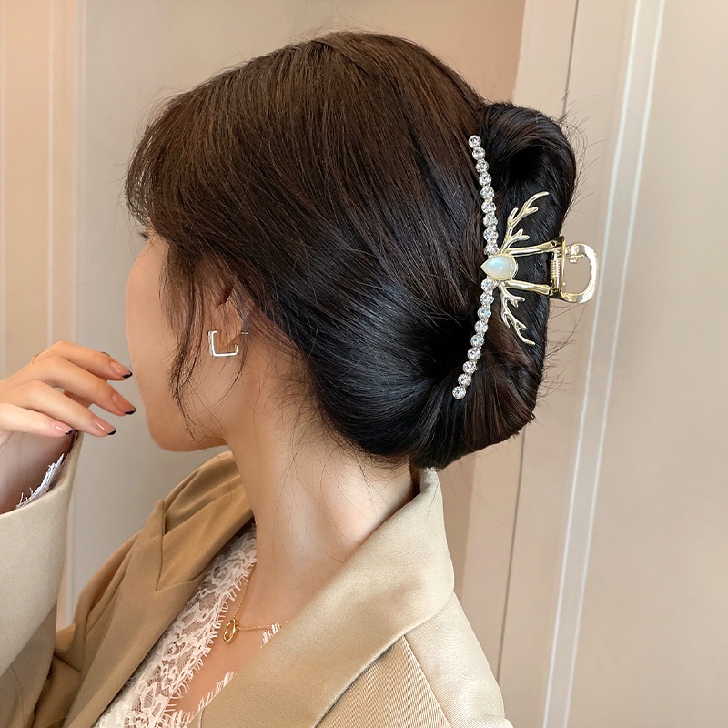 Jepit Rambut Rusa Natal Mutiara Berlian Berkilau Korea Elegan Vintage Logam Besar Grab Clip