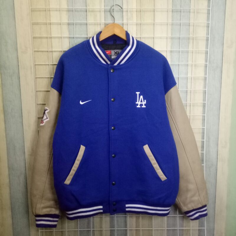 Varsity LA Dodgers By NIKE 90s "Rare Item"