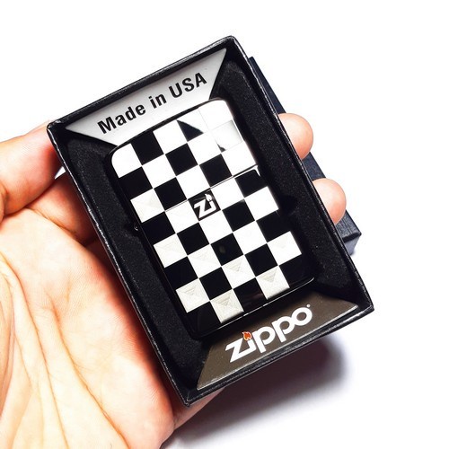 Korek Zippo Black Ice Motif Catur Chessboard Premium Grade Ori - Free Box MANCIS ZIPPO MOTIF CATUR