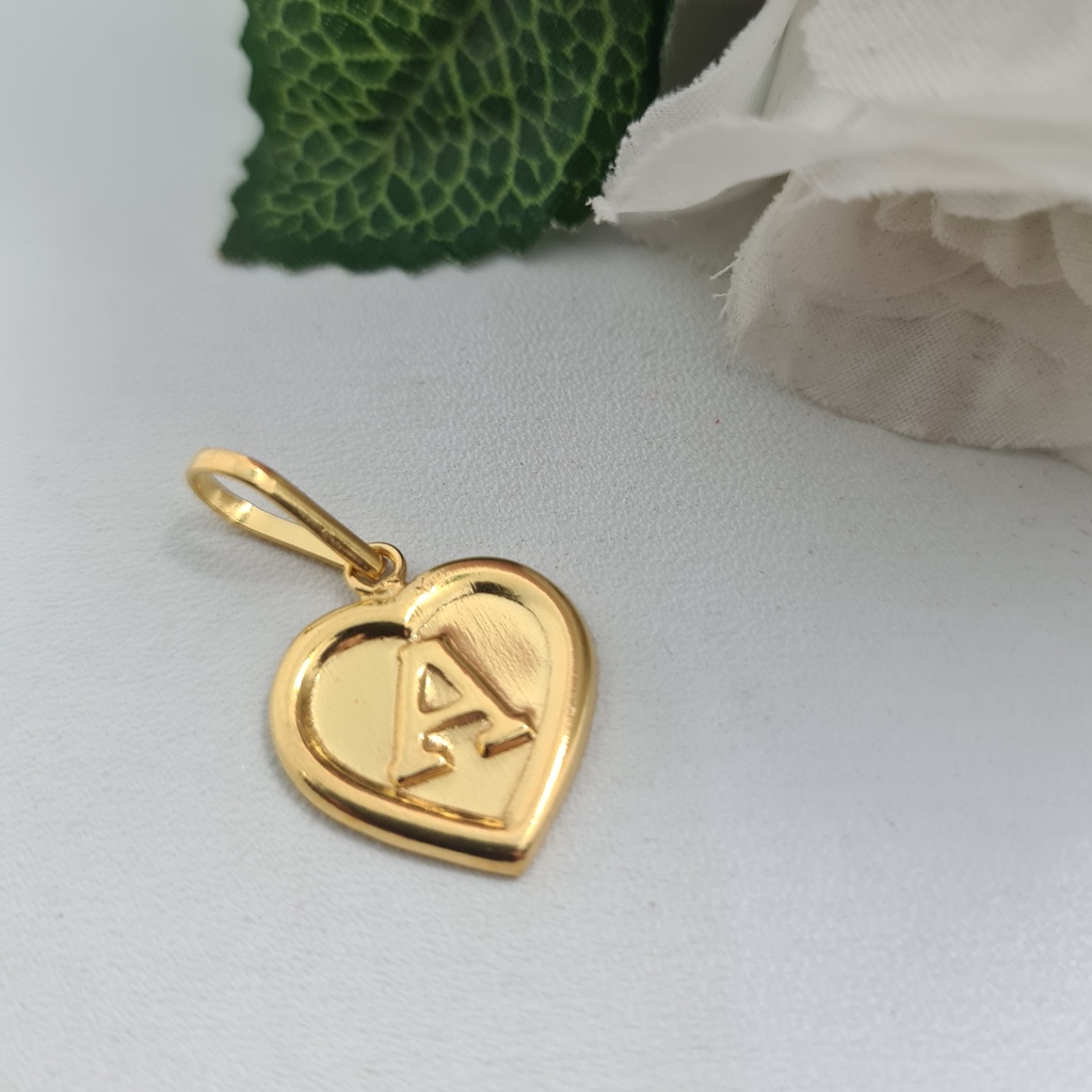 Liontin Emas Muda Love Huruf A Segram
