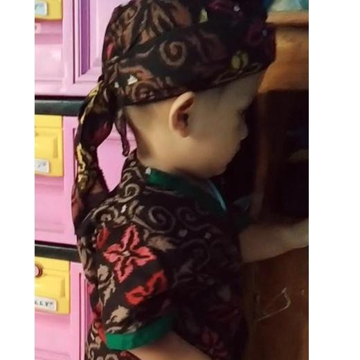 Blangkon iket sunda totopong bayi dan balita cowok kekinian produksi sendiri [KDS.26Au22d]