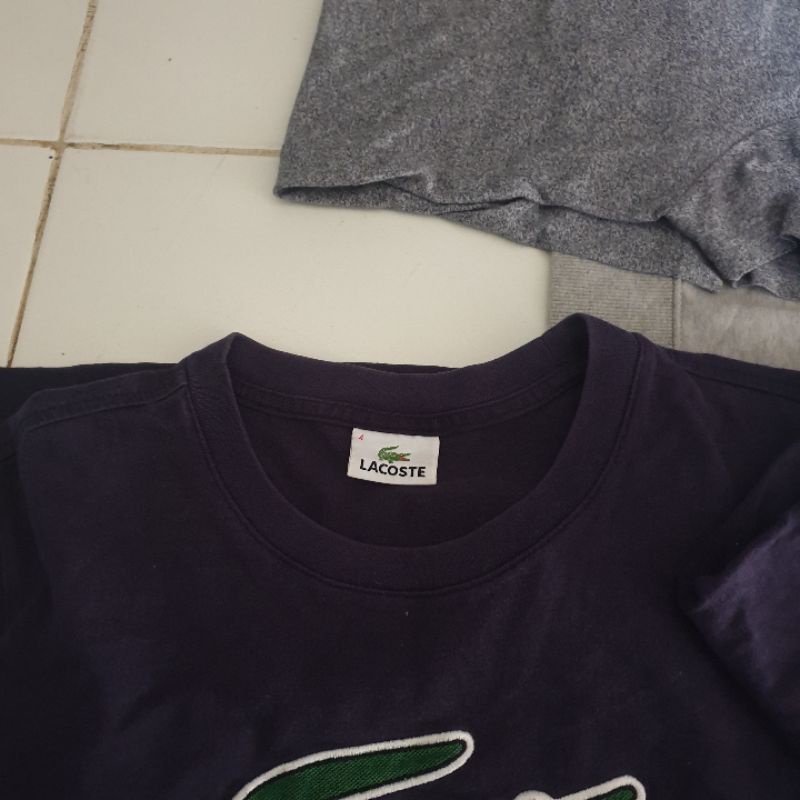 kaos lacoste big logo