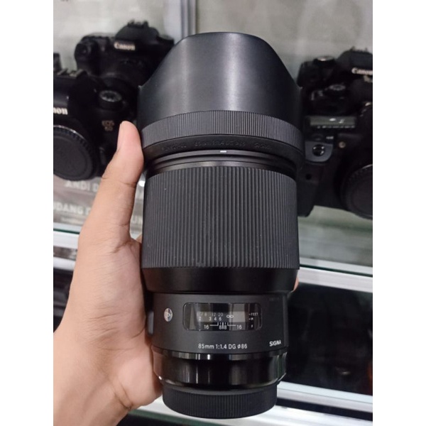 LENSA SIGMA ART 85 MM F1.4 DG FOR CANON GOOD CONDITION