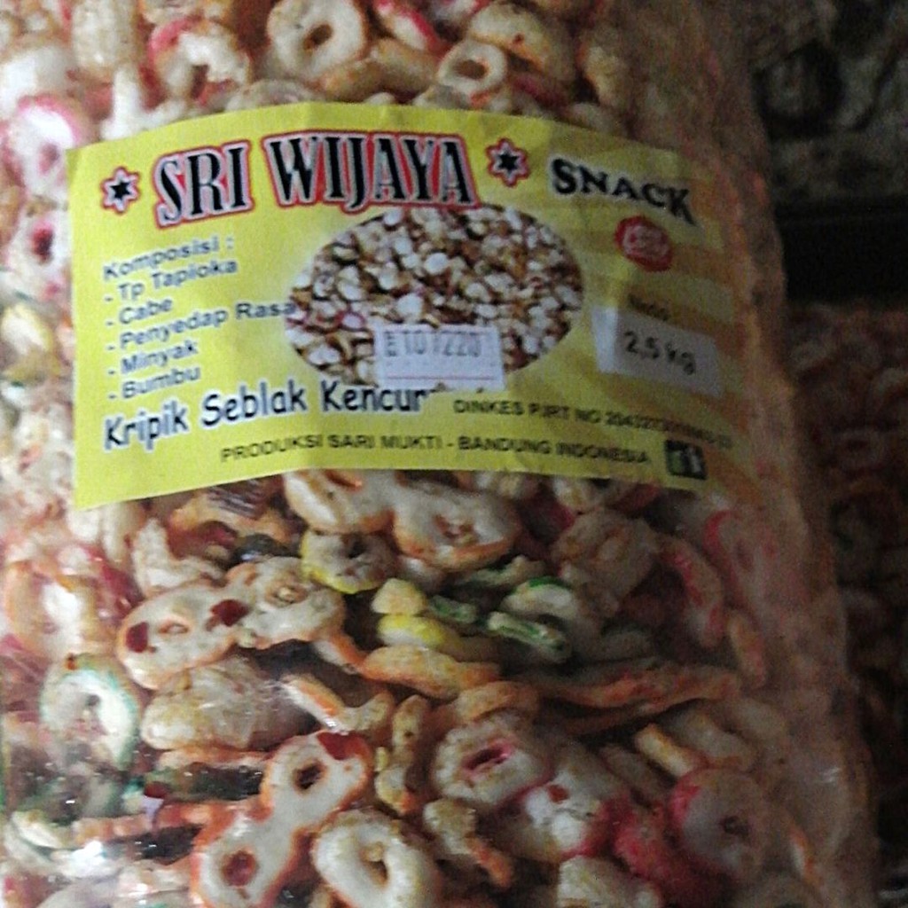 

KERIPIK SEBLAK KENCUR 2,5kg SRI WIJAYA