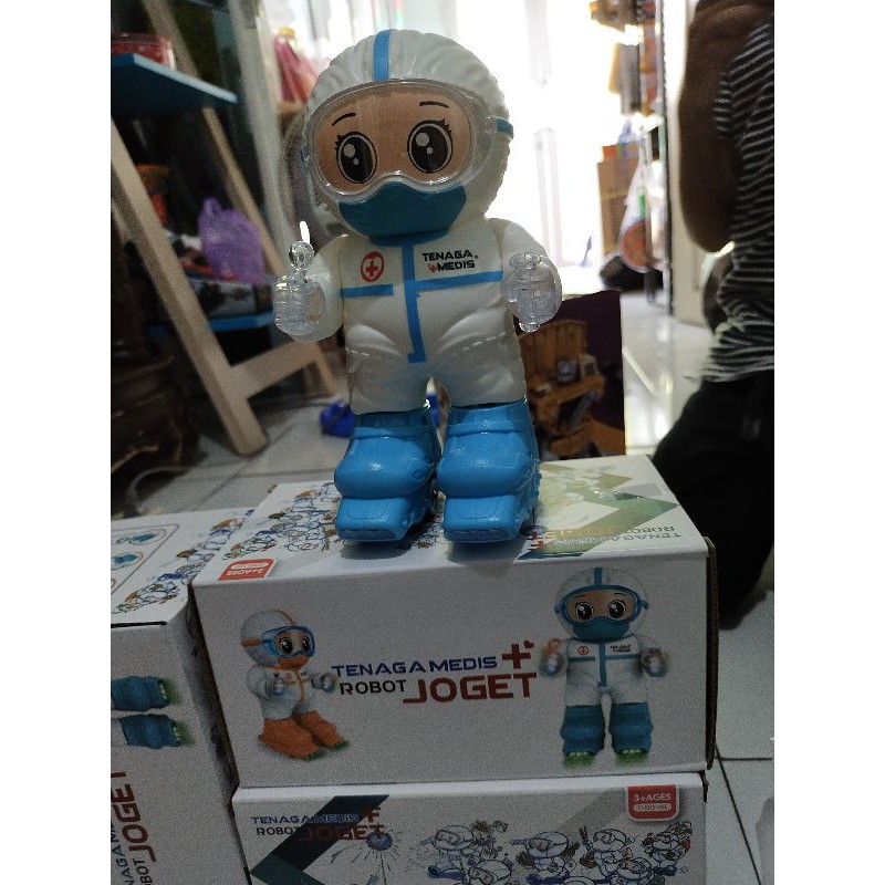 Robot joget tenaga medis covid 19