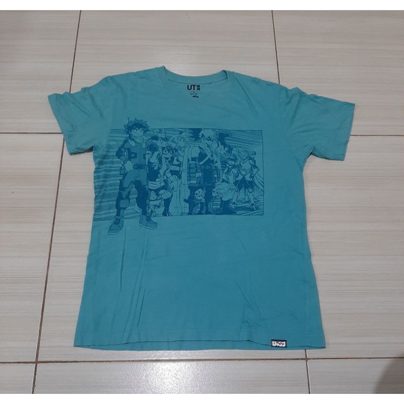 Kaos Uniqlo x My Hero Academia Second