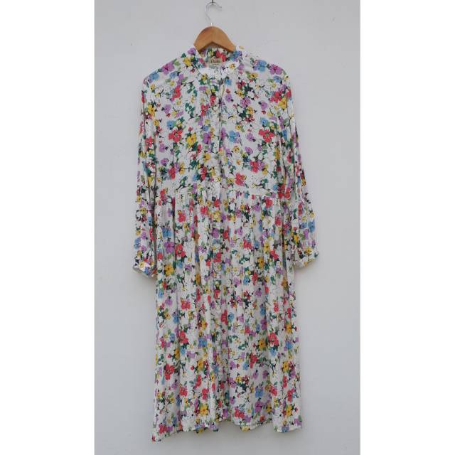 midi dress murah/midi dress rayon murah/dress midi/midi dress bunga bunga/MD Sarah White Moringa