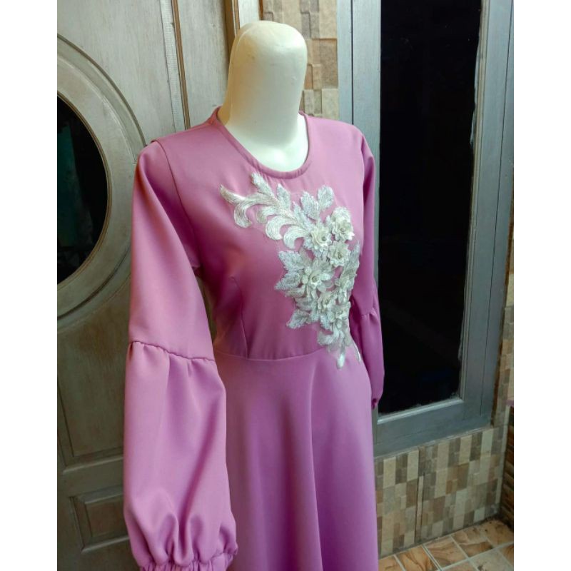 Gamis Payung, Bordir Tempel Bunga