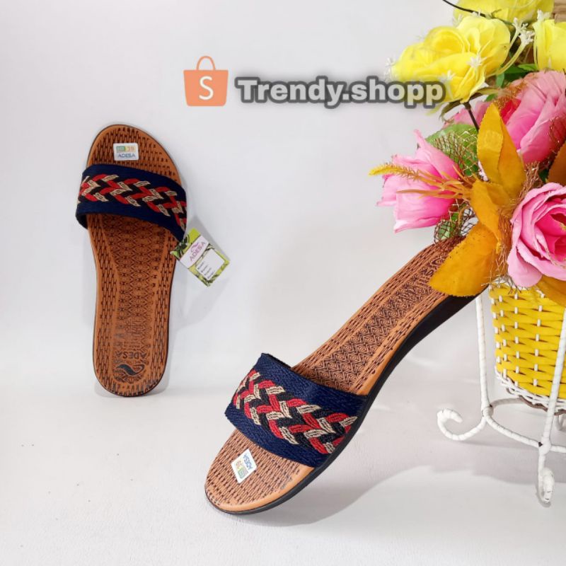 sandal cewek adesa / sandal cewek terbaru / sandal cewek kekinian / sandal teplek / sandal pesta-Slop biru