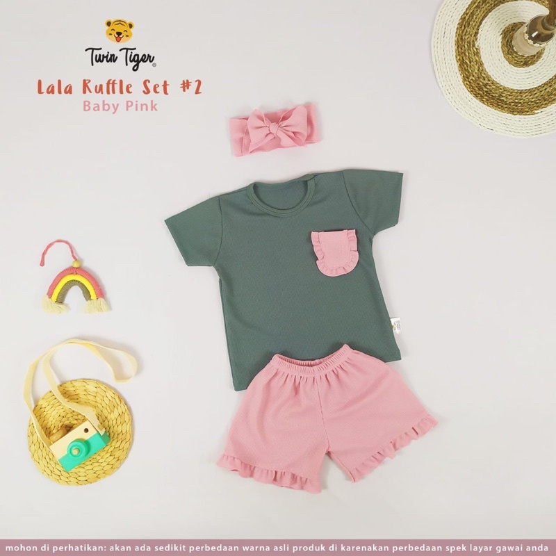 Twin Tiger Baby Setelan Lala Ruffle Set + Bandana Cantik