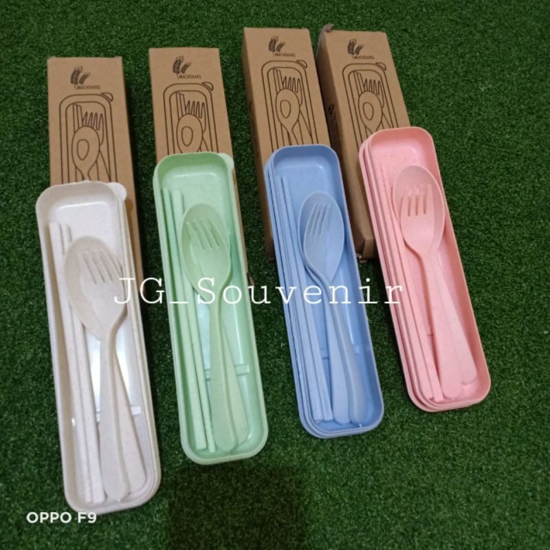 SOUVENIR SENDOK GARPU SUMPIT SET TRAVEL BAHAN JERAMI IMPORT KEMAS BOX DAN DUS