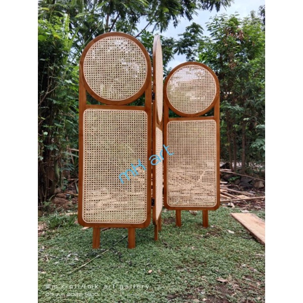 Sketsel rotan penyekat ruangan rotan